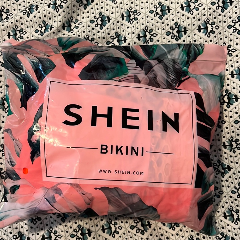 SHEIN Plus Size Bikini